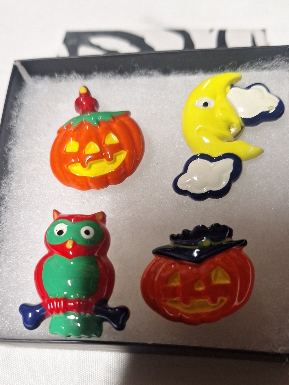 Vintage plastic Halloween button covers. Like New